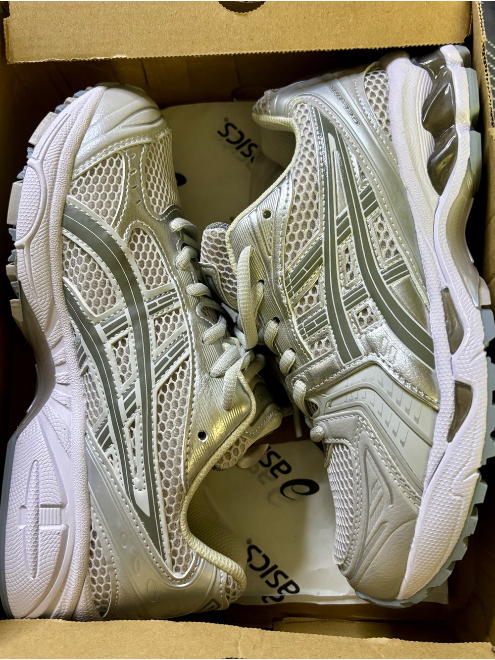 ASICS Gel Kayano 14